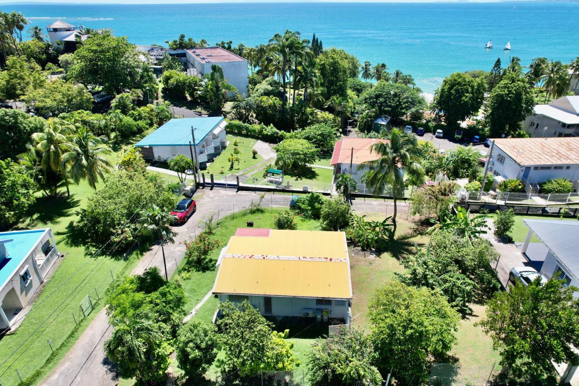 Bungalow Proche Plage Le Gosier  Exteriör bild